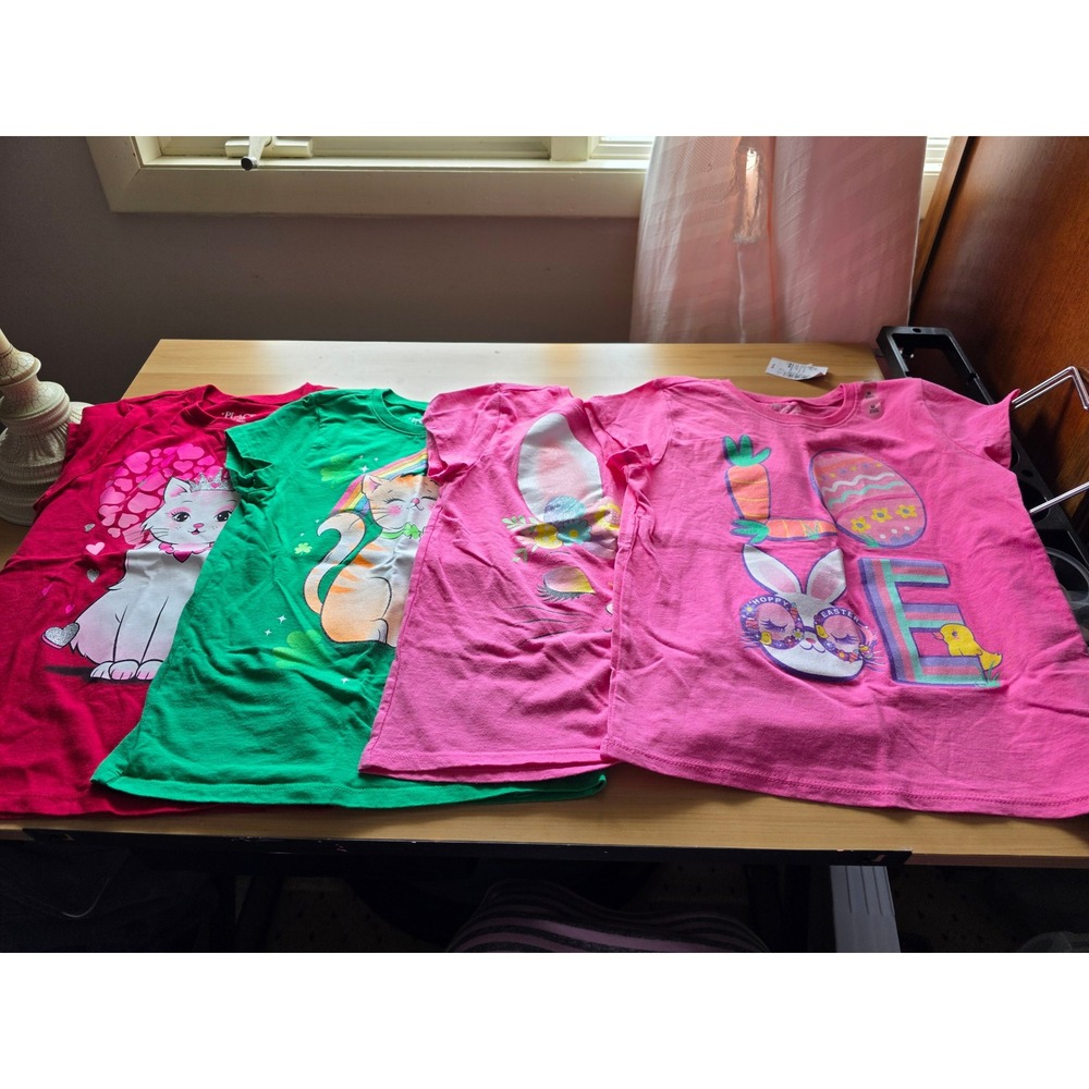 The Childrens Place Girls Graphic Tee Bundle 4 Holiday Theme Size 7/8